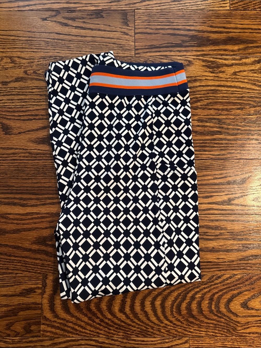 Lou and Grey NWOT Navy & White Geometric Leggings with Striped Waistband